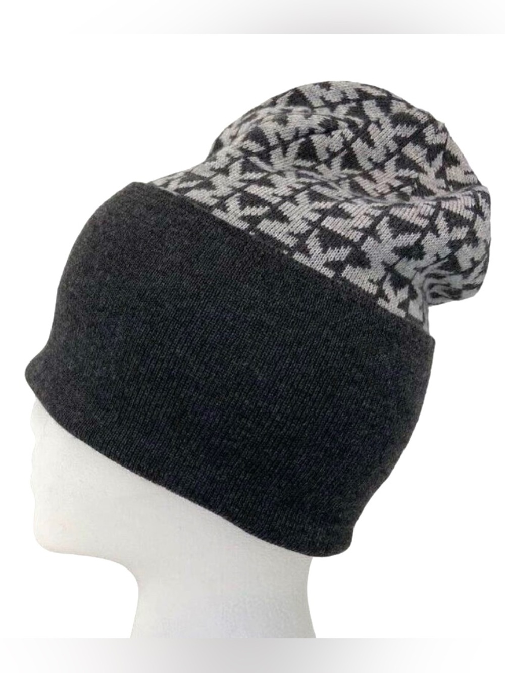 Michael Kors delicate Knitted slouchy chic Beanie Hat Grey & White lightweight